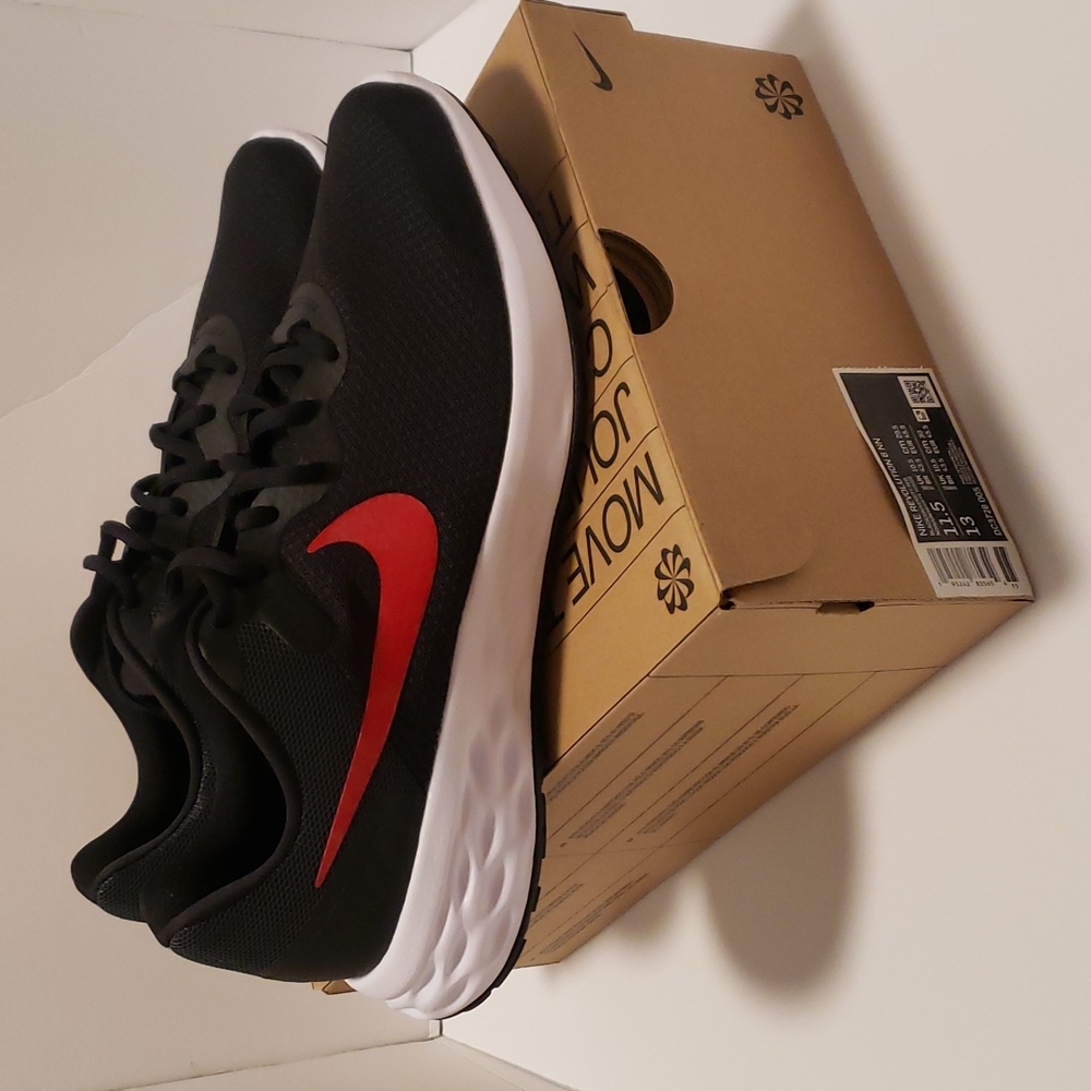 Nike Revolution 6 running shoes size 11.5 men's black with Red logo